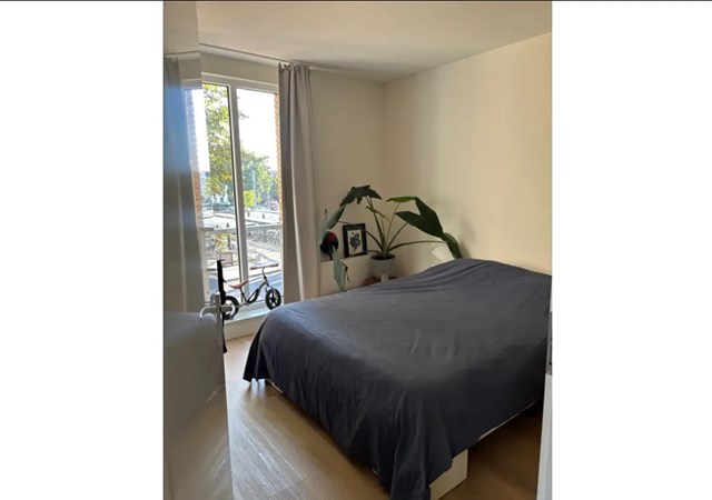 Foto 5: Deurne - Stationsplein - Foto 5