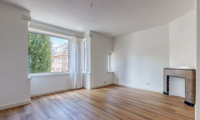Foto 1: Voorburg - Van Duvenvoordelaan - Foto 1