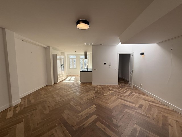 Foto 2: Den Haag - Boomsluiterskade - Foto 2