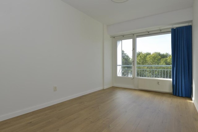 Foto 7: Amsterdam - Burgemeester Hogguerstraat - Foto 7