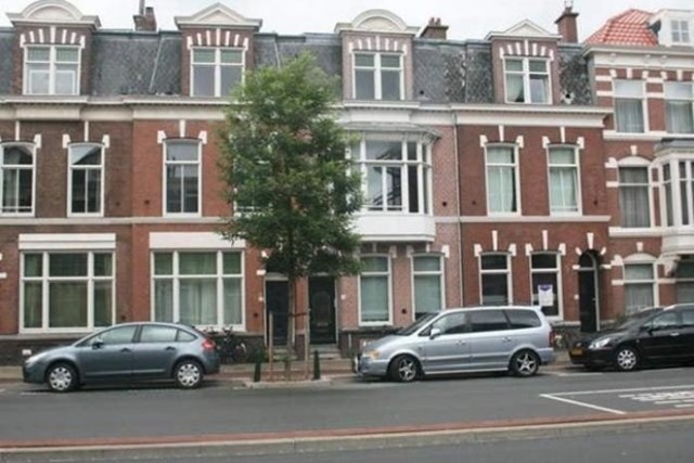 Foto 1: Den Haag - Laan van Nieuw Oost Indië - Foto 1