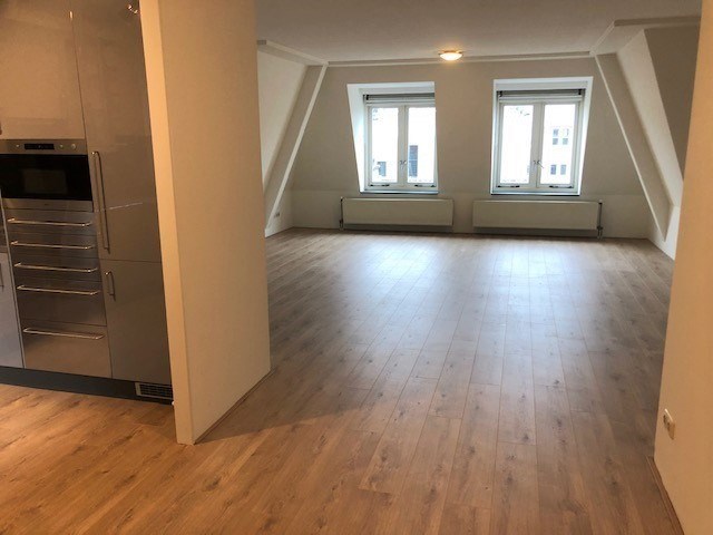 Foto 5: Den Haag - Laan van Roos en Doorn - Foto 5