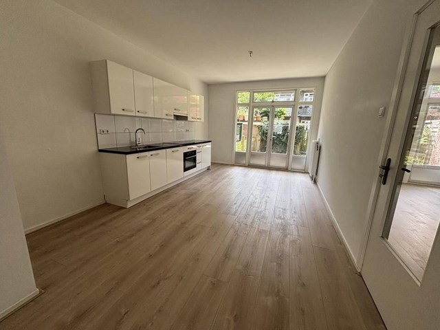 Foto 3: Amsterdam - Roompotstraat - Foto 3