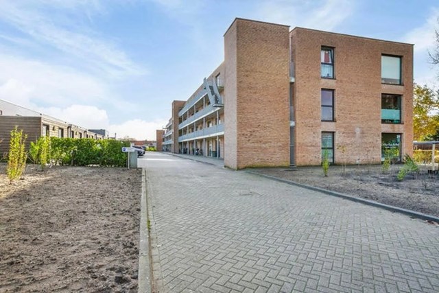 Foto 2: Ede - Spinderweg - Foto 2