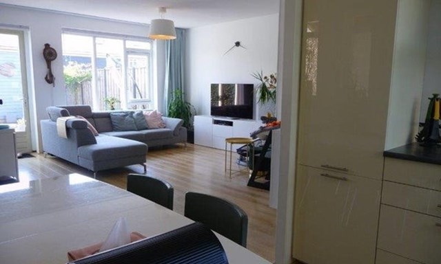 Foto 7: Almere - Van Raemdonckstraat - Foto 7