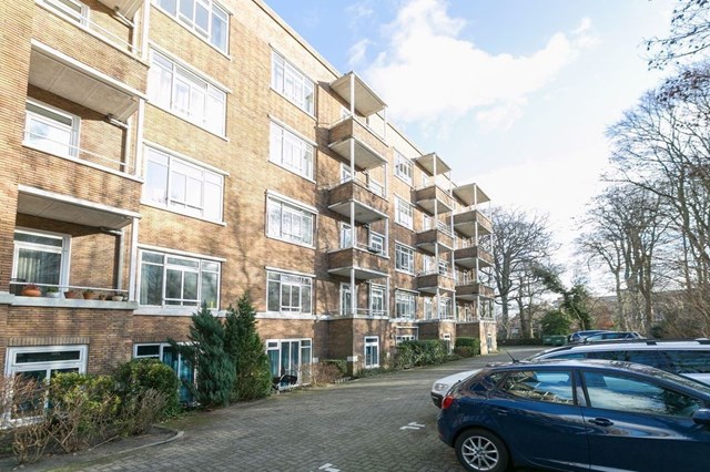 Foto 2: Den Haag - Van Alkemadelaan - Foto 2