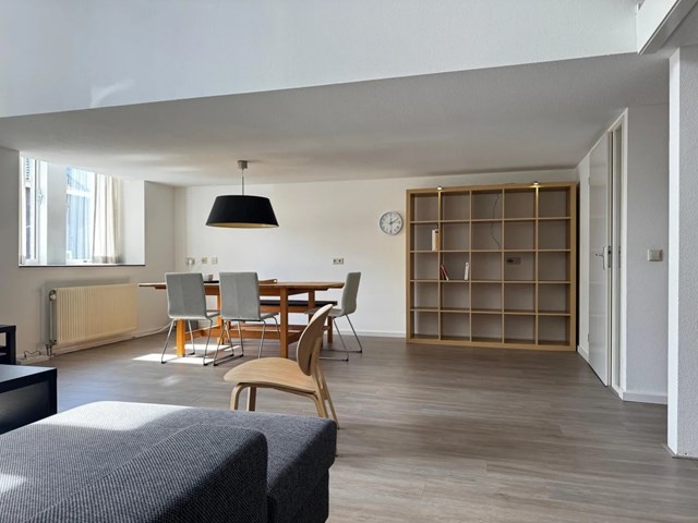 Foto 3: Delft - Raam - Foto 3