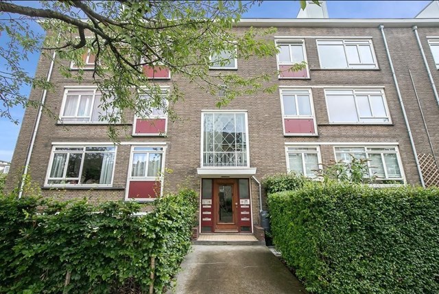 Foto 1: Den Haag - Paulinastraat - Foto 1