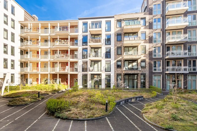 Foto 1: Diemen - Willem Dudokhof - Foto 1