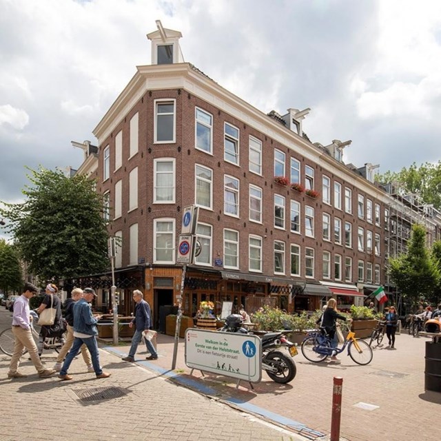 Foto 2: Amsterdam - Eerste van der Helststraat - Foto 2