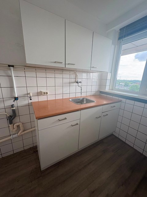 Foto 6: Spijkenisse - Winston Churchilllaan - Foto 6
