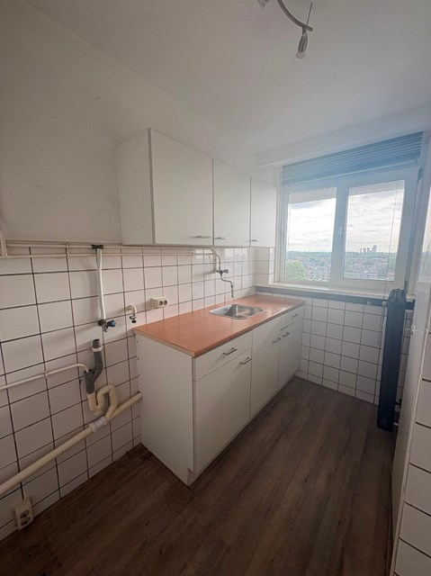 Foto 7: Spijkenisse - Winston Churchilllaan - Foto 7