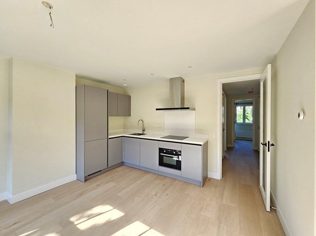 Foto 1: Amsterdam - Admiraal de Ruijterweg - Foto 1