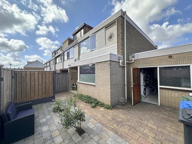 Foto 2: Pernis Rotterdam - Smallandstraat - Foto 2