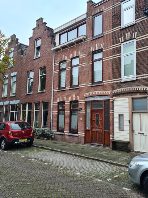 Foto 1: Schiedam - Van Beverenstraat - Foto 1
