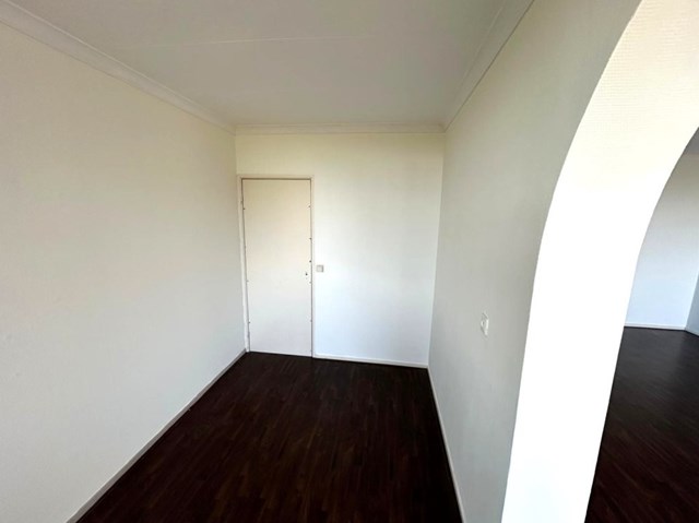 Foto 7: Den Haag - Nieuwendamlaan - Foto 7