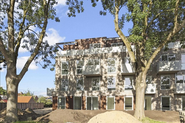 Foto 7: IJsselstein - Koningin Julianalaan - Foto 7