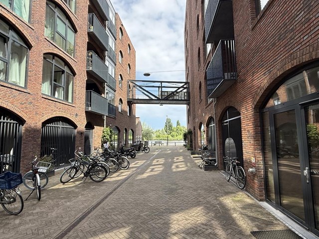 Foto 6: Amsterdam - Pantograafstraat - Foto 6