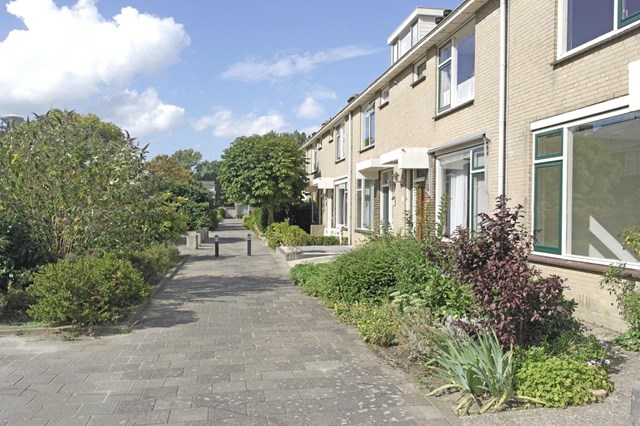 Foto 3: Alphen aan den Rijn - Bremstraat - Foto 3