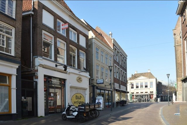 Foto 1: Zwolle - Oude Vismarkt - Foto 1