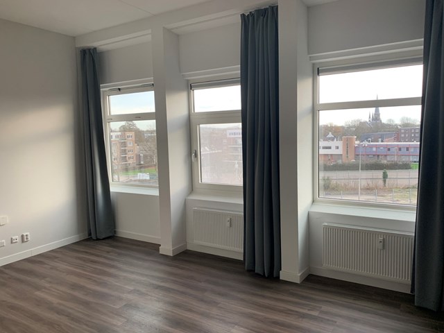 Foto 4: Alphen aan den Rijn - Zuidpoolsingel - Foto 4
