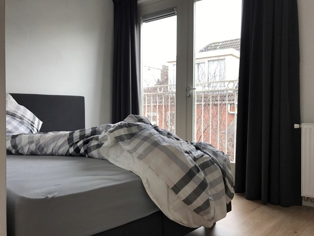 Foto 6: Groningen - Meeuwerderweg - Foto 6