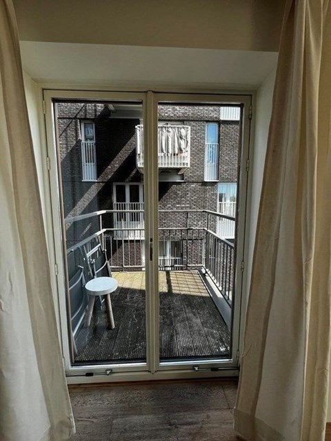 Foto 7: Amsterdam - Veembroederhof - Foto 7