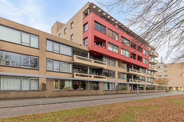 Foto 1: Amstelveen - Dignahoeve - Foto 1