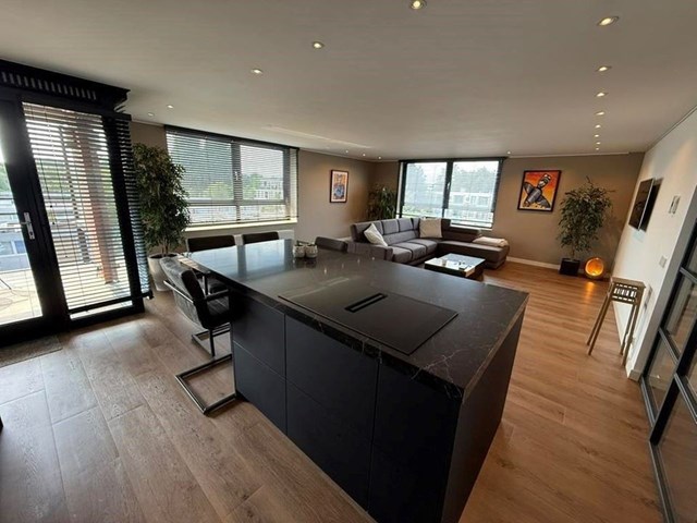 Foto 6: Amstelveen - Fluweelboomlaan - Foto 6