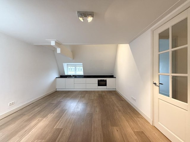 Foto 4: Amsterdam - Milletstraat - Foto 4