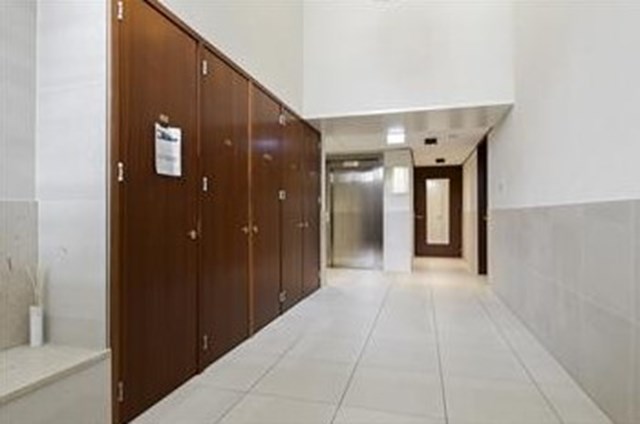 Foto 2: Diemen - Karel Appelhof - Foto 2