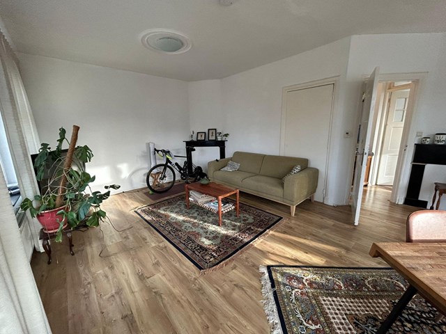 Foto 1: Maastricht - Koningin Emmaplein - Foto 1