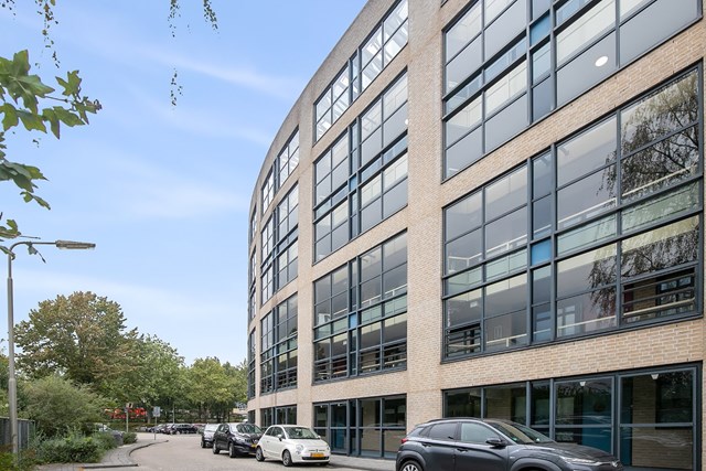 Foto 2: Roosendaal - Van Leeuwenhoeklaan - Foto 2