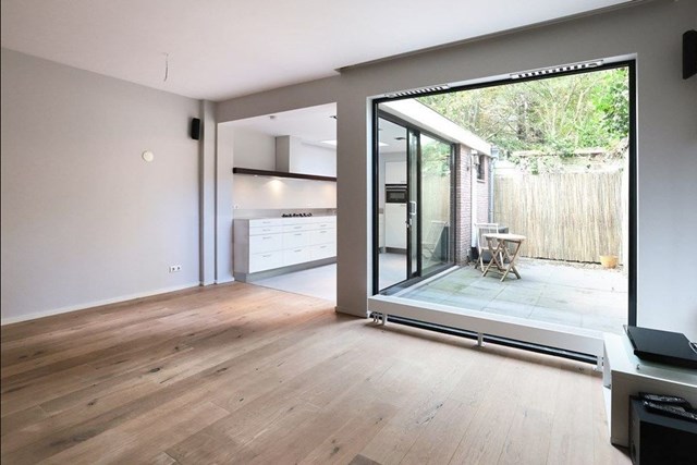 Foto 7: Den Haag - Bazarlaan - Foto 7