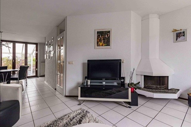 Foto 6: Maastricht - Vuurdoorn - Foto 6