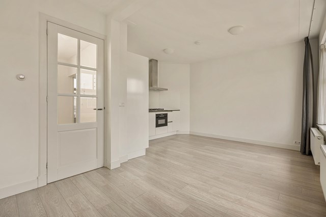 Foto 5: Amsterdam - Van Spilbergenstraat - Foto 5
