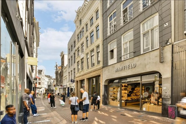 Foto 1: Amsterdam - Kalverstraat - Foto 1