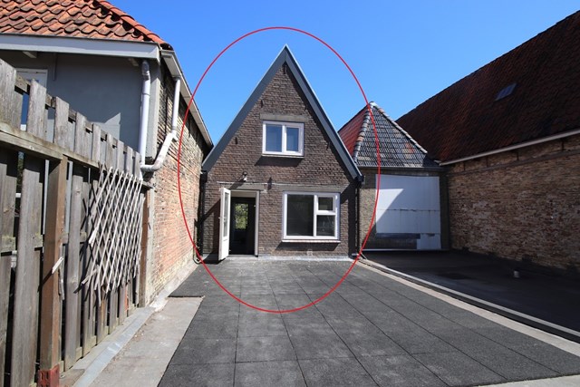 Foto 2: Bolsward - Stoombootkade - Foto 2