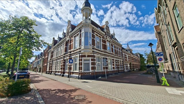 Foto 1: Den Bosch - Koningsweg - Foto 1