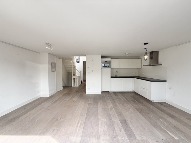 Foto 4: Amsterdam - Leiduinstraat - Foto 4