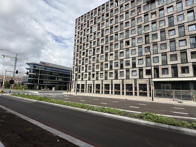 Foto 1: Amsterdam - Elizabeth Cady Stantonplein - Foto 1