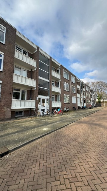 Foto 1: Breda - Hertzogstraat - Foto 1