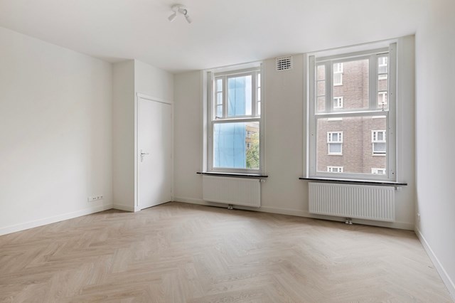 Foto 5: Amsterdam - Minervaplein - Foto 5