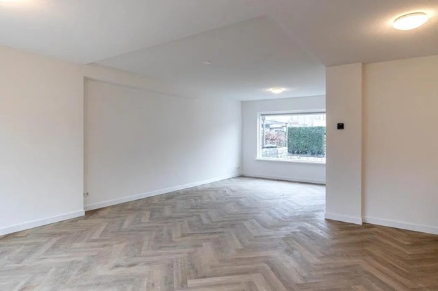 Foto 3: Den Dolder - Dr Engelhardlaan - Foto 3