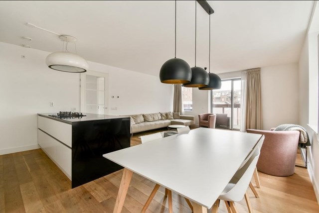 Foto 7: Amsterdam - Dichtershofje - Foto 7