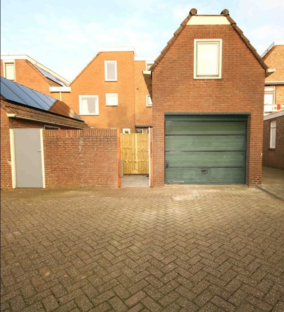 Foto 1: Katwijk (ZH) - Zuidstraat - Foto 1