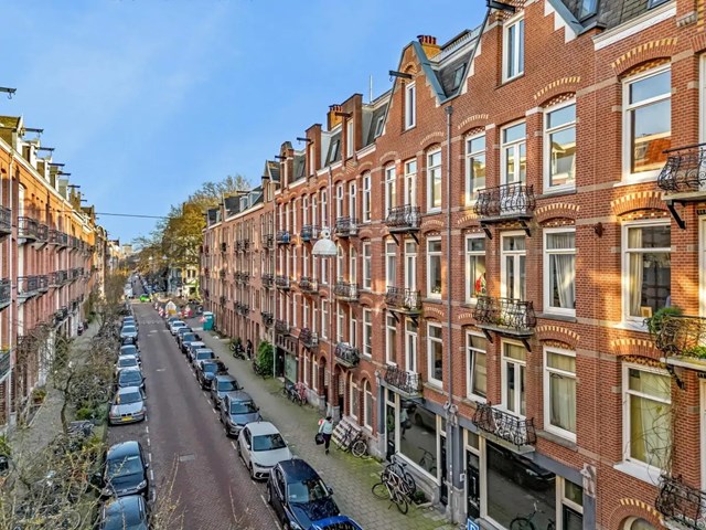 Foto 1: Amsterdam - Rustenburgerstraat - Foto 1