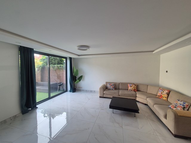 Foto 6: Almere - Picassoweg - Foto 6