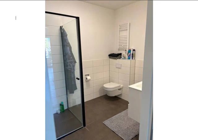 Foto 4: Deurne - Stationsplein - Foto 4