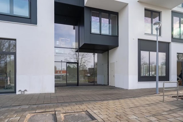 Foto 2: Hoofddorp - Bridgemankade - Foto 2